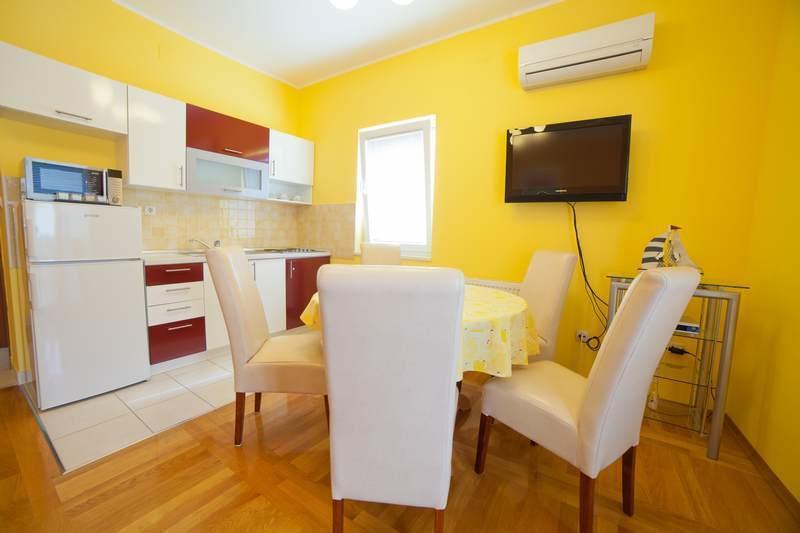 Apartment Ana Водице Стая снимка
