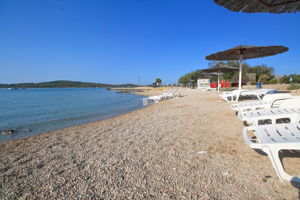 Apartment Ana Водице Екстериор снимка