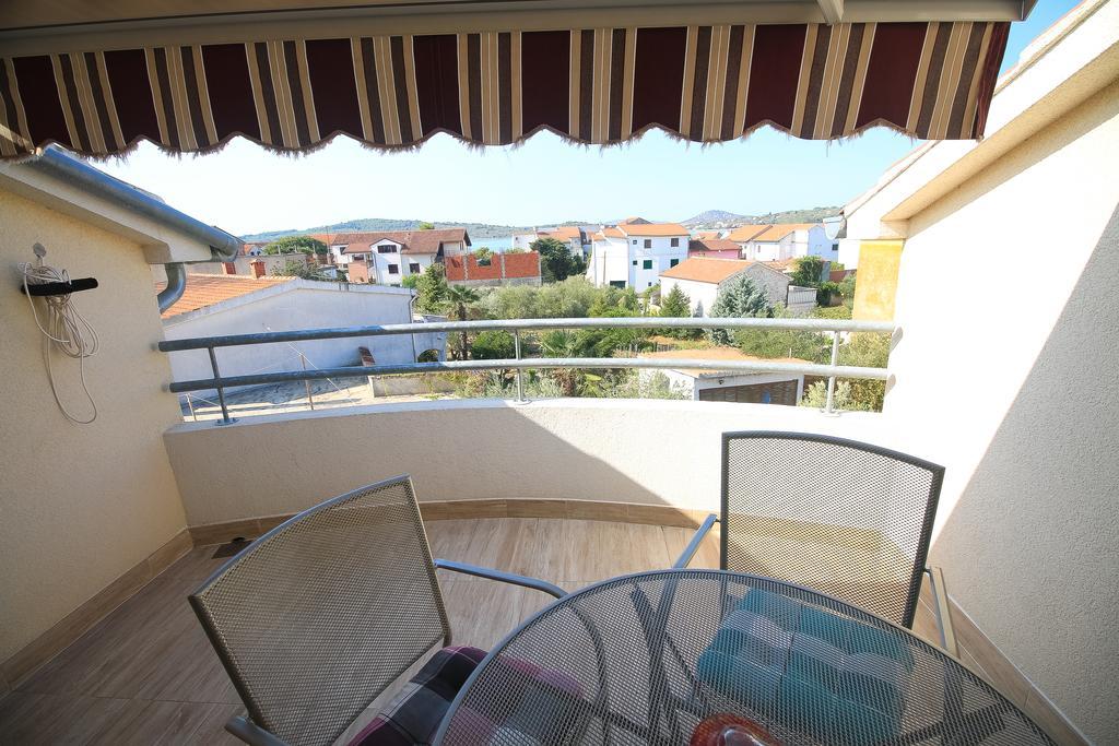 Apartment Ana Водице Екстериор снимка