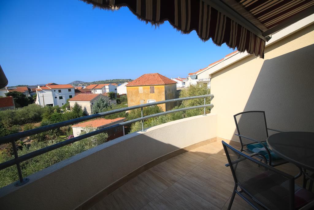 Apartment Ana Водице Екстериор снимка