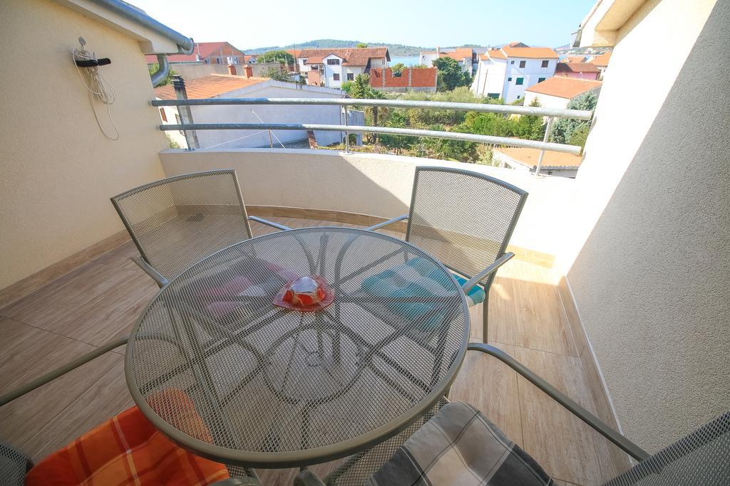 Apartment Ana Водице Екстериор снимка