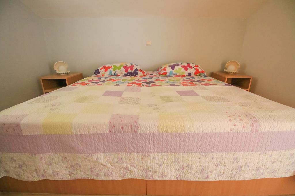 Apartment Ana Водице Екстериор снимка